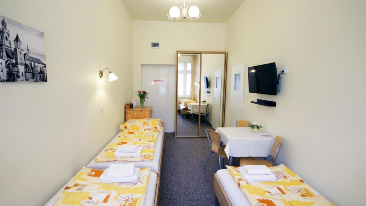 Piast Hotele Studenckie Cracovia Exterior foto