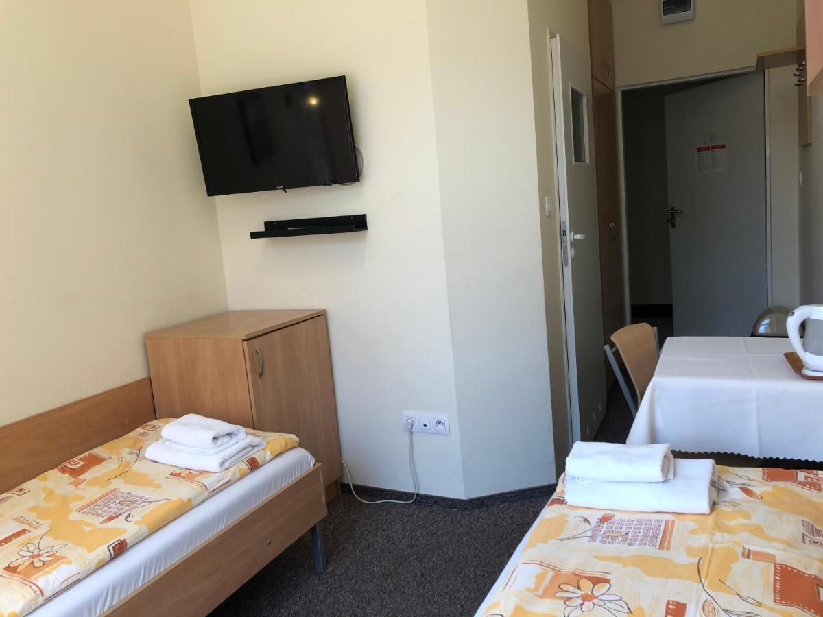 Piast Hotele Studenckie Cracovia Exterior foto